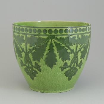 GUNNAR WENNERBERG, porcelain flower pot, Art Nouveau, signed and dated 1902.