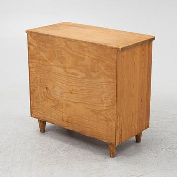 A chest of drawers, 1930's/40's.