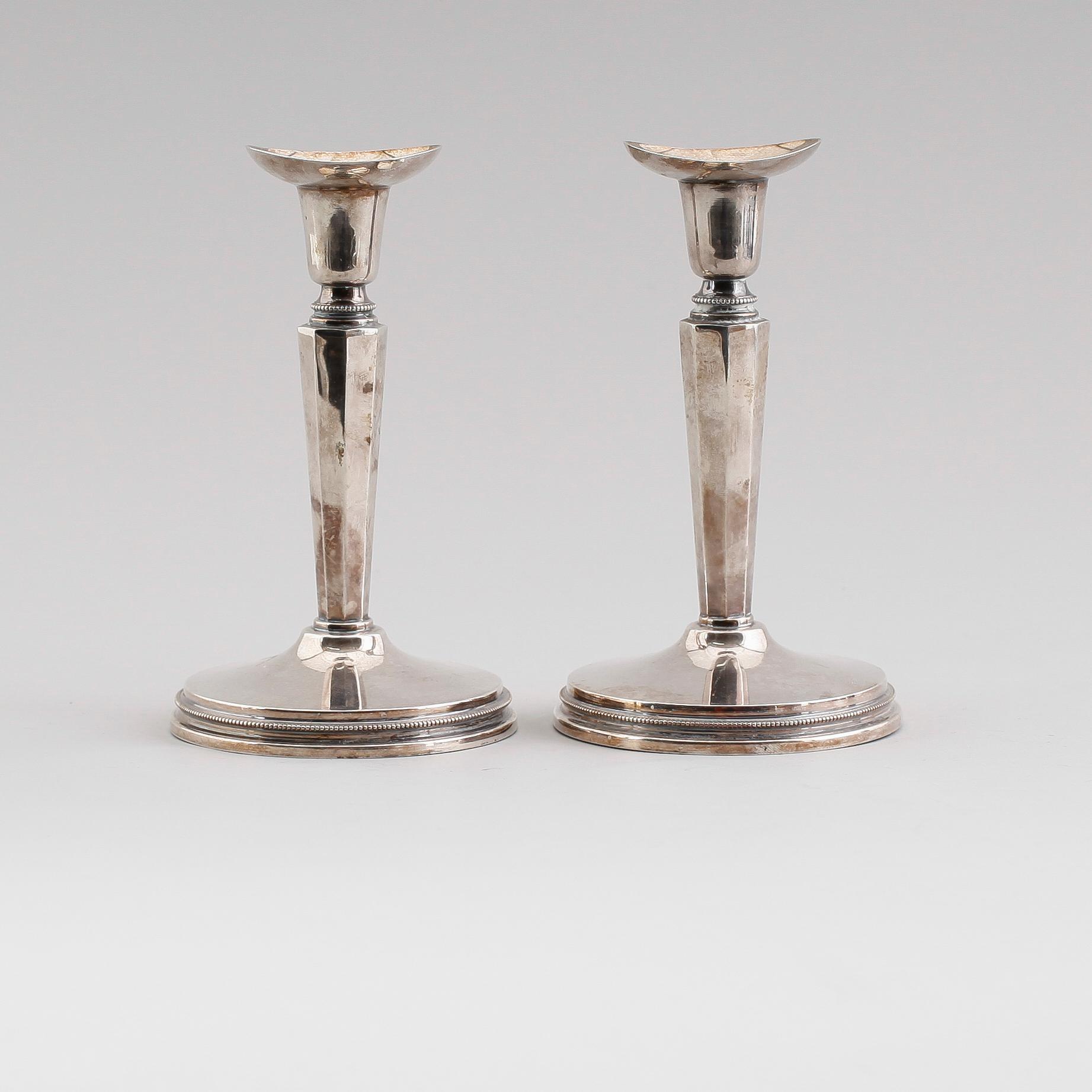 LJUSSTAKAR, 1 par, silver, MGAB, Uppsala  1963/64.