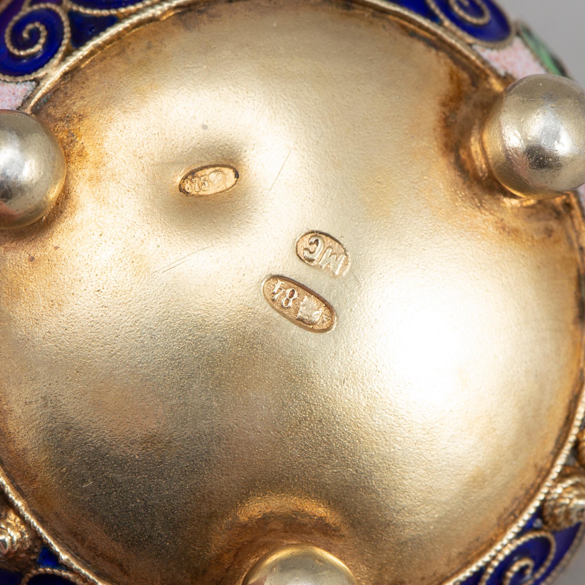 A Russian 20th century silver-gilt and enamled salt-cellar, mark of Maria Semenova, Moscow 1908-1917.