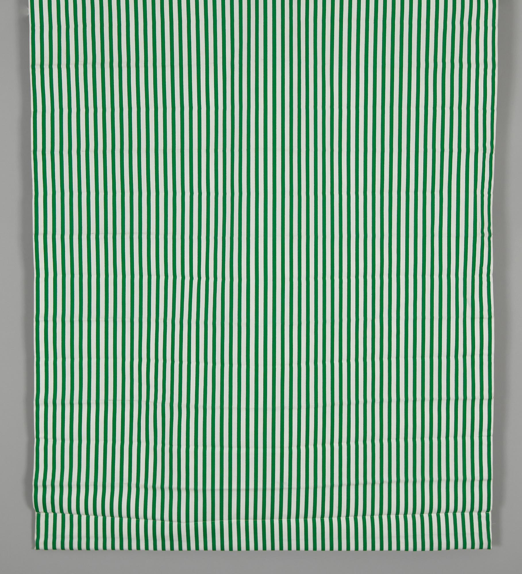 GARDINER, 1 par, GARDINOMTAG 1 par , samt HISSGARDIN, Josef Frank, Firma Svenskt Tenn.