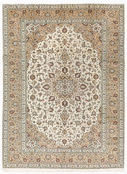 A  carpet, Kashan, ca 334 x 247 cm.