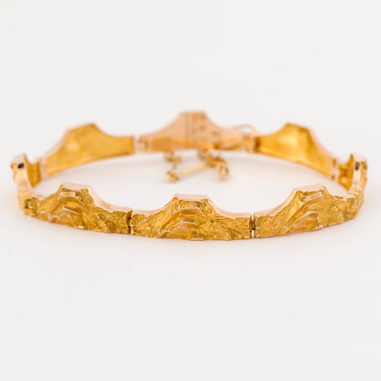 A BJÖRN WECKSTRÖM BRACELET, "Golden Bridge", 14K gold, Lapponia 1977.