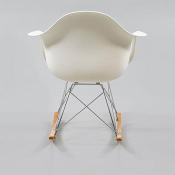 GUNGSTOL, "Rar", Charles & Ray Eames, Vitra, 2000-tal.