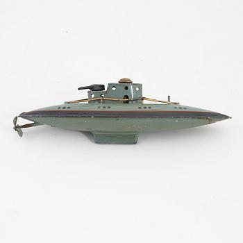 A toy submarine in painted sheet metal, 1920's.