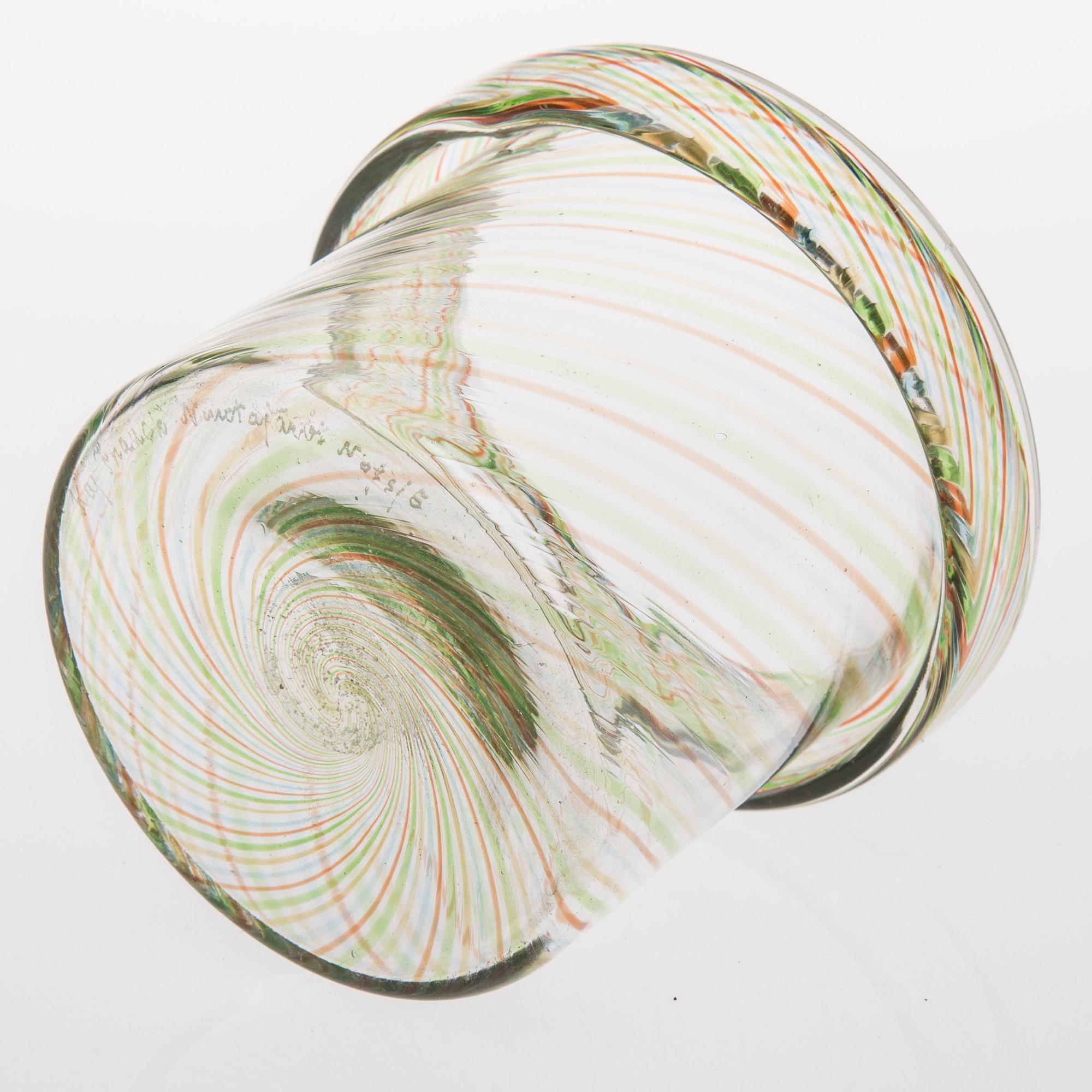 KAJ FRANCK, KONSTGLAS SKÅL. Sign. Kaj Franck Nuutajärvi Notsjö. 1960-tal.