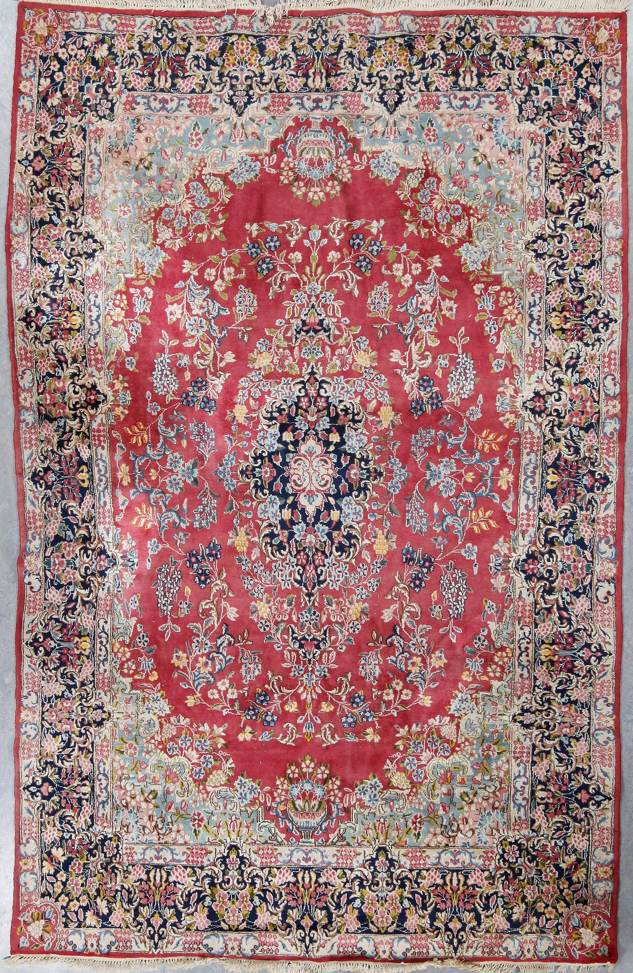 MATTA, möjligen Kirman, ca 310x202 cm.