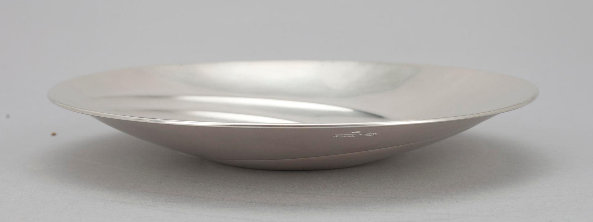 FAT, silver, Tapio Wirkkala, sign TW, Kultakeskus 1985. Vikt ca 172,8.