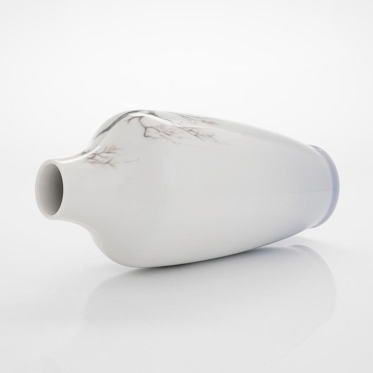 Royal Copenhagen, maljakko, posliinia, Royal Copenhagen, 1900-luvun alkupuoli.