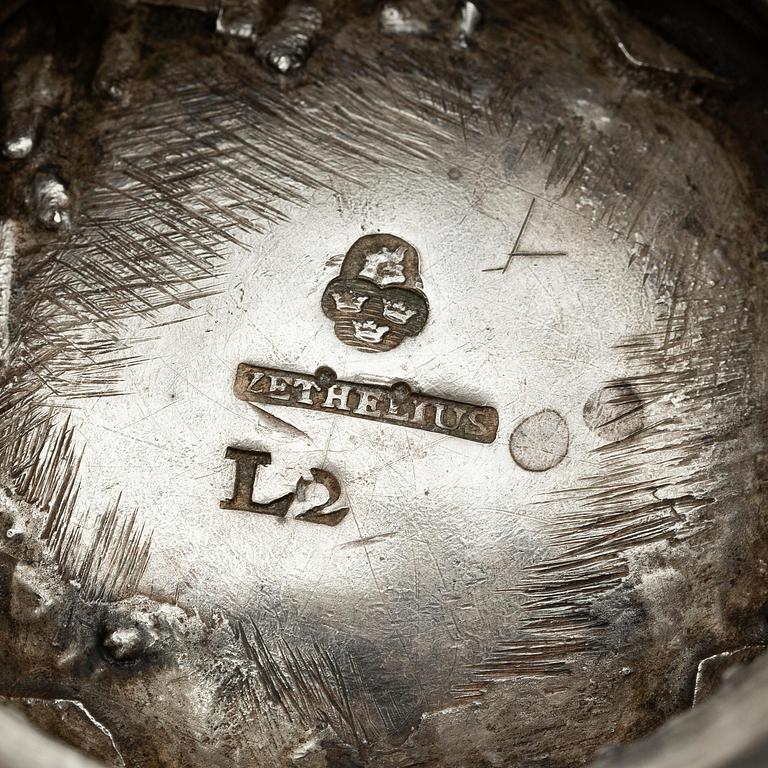 A pair of Swedish 18th century silver wine coolers, marks of Pehr Zethelius, Stockholm 1793.