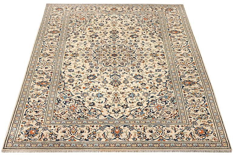 Matta, Keshan, ca 295 x 193 cm.