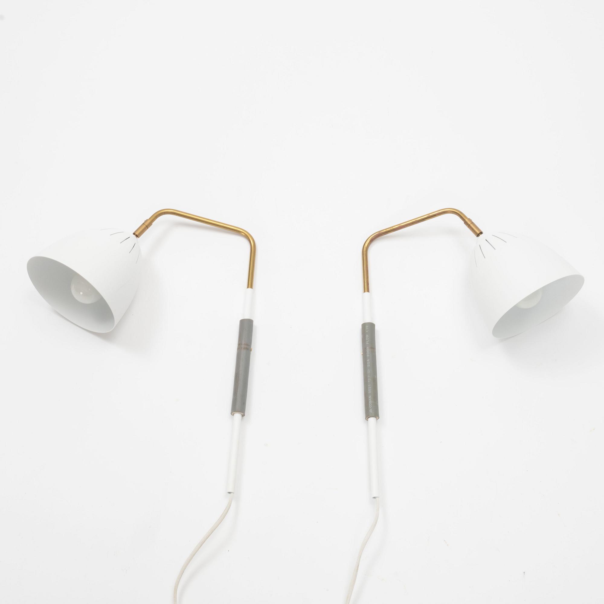 Jenny Bäck, wall lamps/bedside lamps, a pair, "Lean", Örsjö lighting.