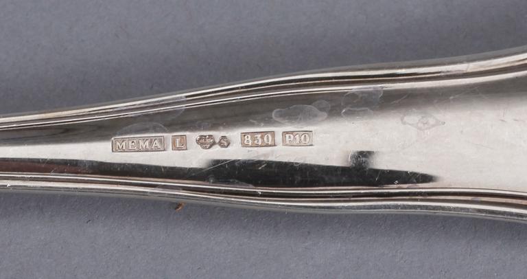 MATBESTICK, 16 delar, silver, "Sachsisk", Mema, Lidköping, 1980-tal. Vikt exkl knivar med stålblad ca 312 gram.
