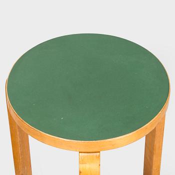Alvar Aalto, jakkaroita 3 kpl, malli 60, 1900-luvun puoliväli.