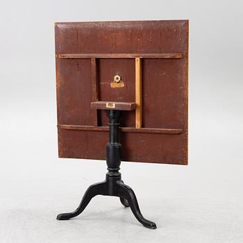 A Swedish 19th century tilt-top table.