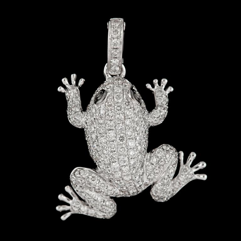 A frog shaped brilliant cut diamond pendant, tot. 1.06 cts.
