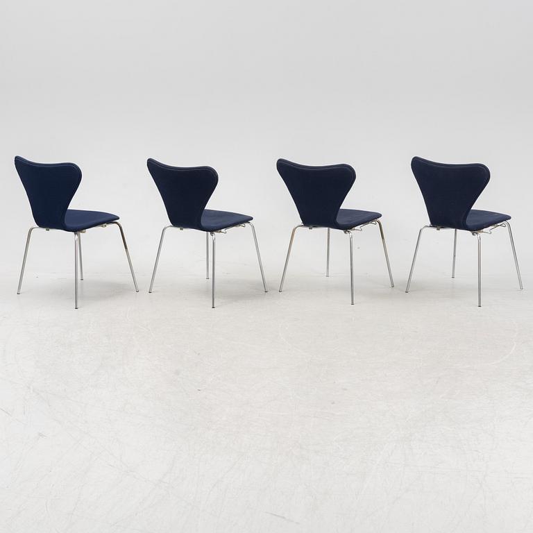 Arne Jacobsen, stolar, 4 st, "Sjuan", Fritz Hansen, Danmark, 1970-tal.