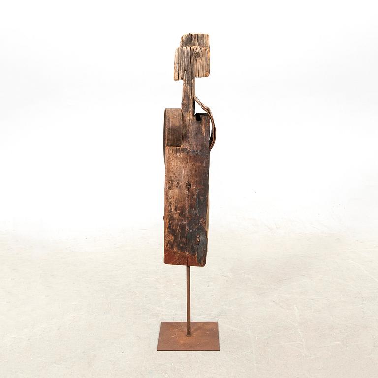 Okänd konstnär 1900-tal ,  wooden sculpture.