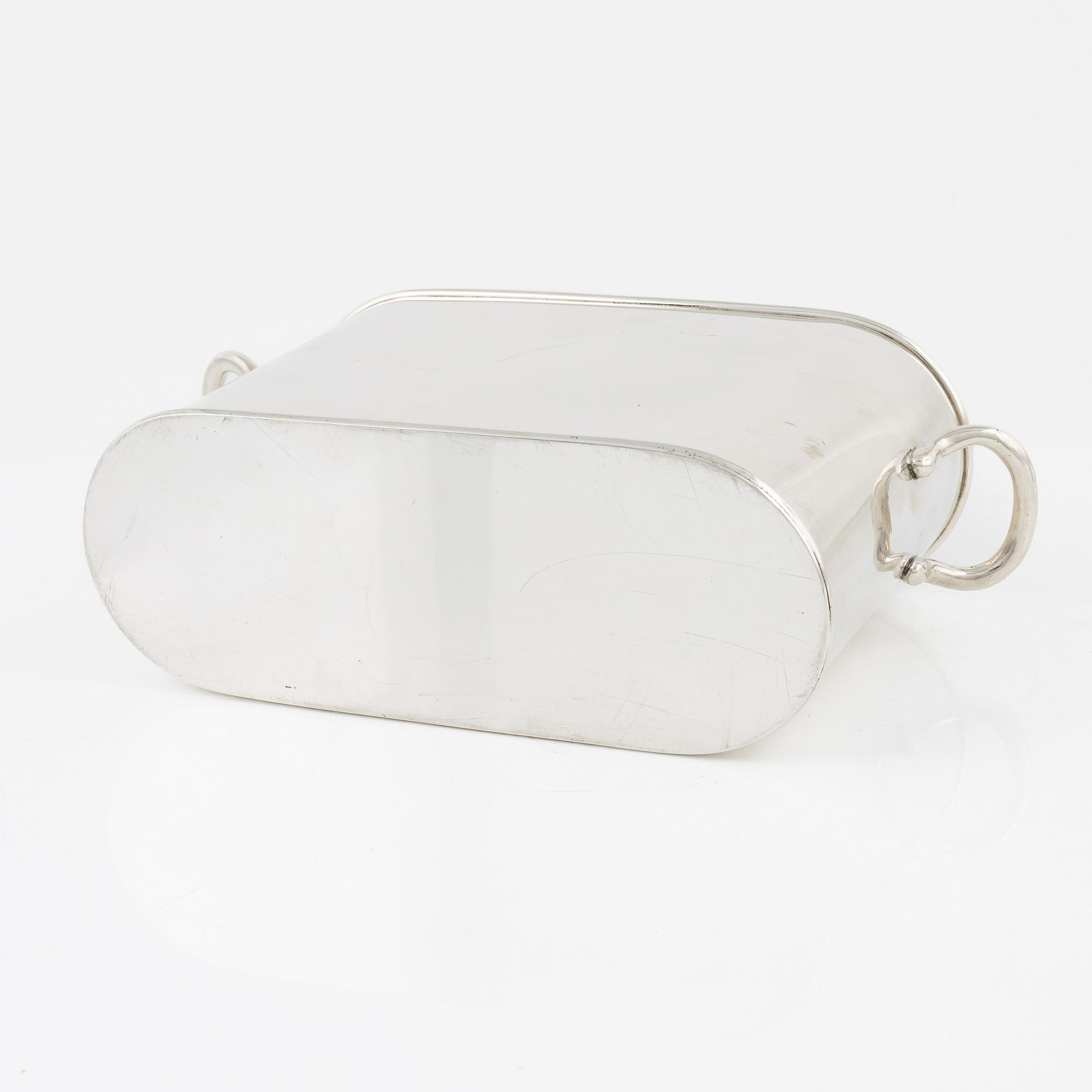 Vinkylare, nysilver, samtida.