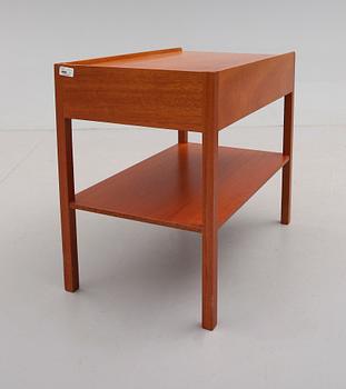 SÄNGBORD, modell 914, Josef Frank, Svenskt Tenn, 1900-talets andra hälft.
