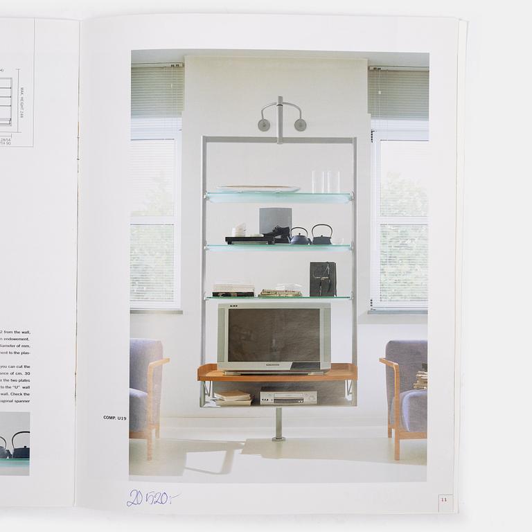 An "Ubiqua"  Porada shelf system. Design T. Colzani. 2000's.