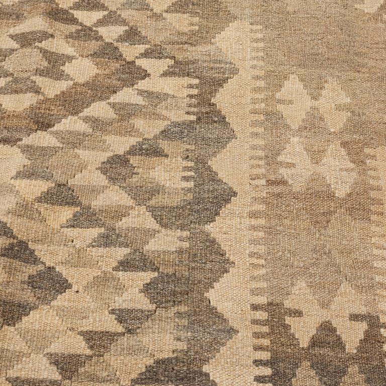 MATTA KELIM 297 X 188 CM.