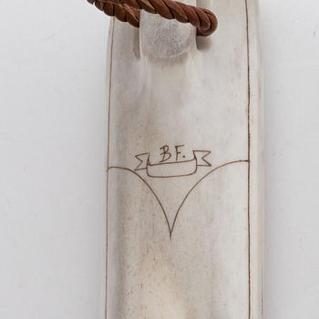 A reindeer horn knife by Bertil Fällman, signed.