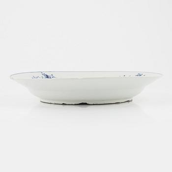 A Fürstenberg serving dish, 18th Century.