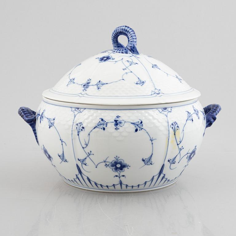 Royal Copenhagen, a 116-piece 'blue Fluted' porcelain dinner and coffee service, half lace, Denmark, mostly 1923-34.