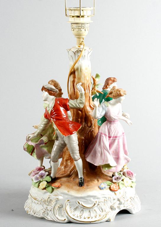 BORDSLAMPA, porslin. Tyskland, 1900-tal.
