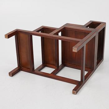 A mahogany library ladder forming a table, England, 20th century.