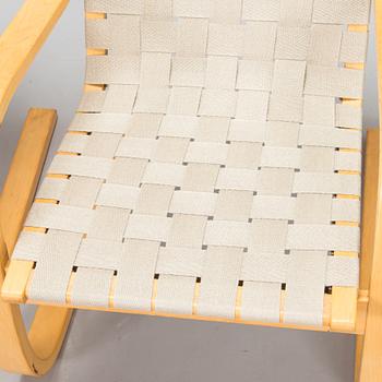 Alvar Aalto, fåtöljer, ett par, modell 406 för Artek, 1980-tal.