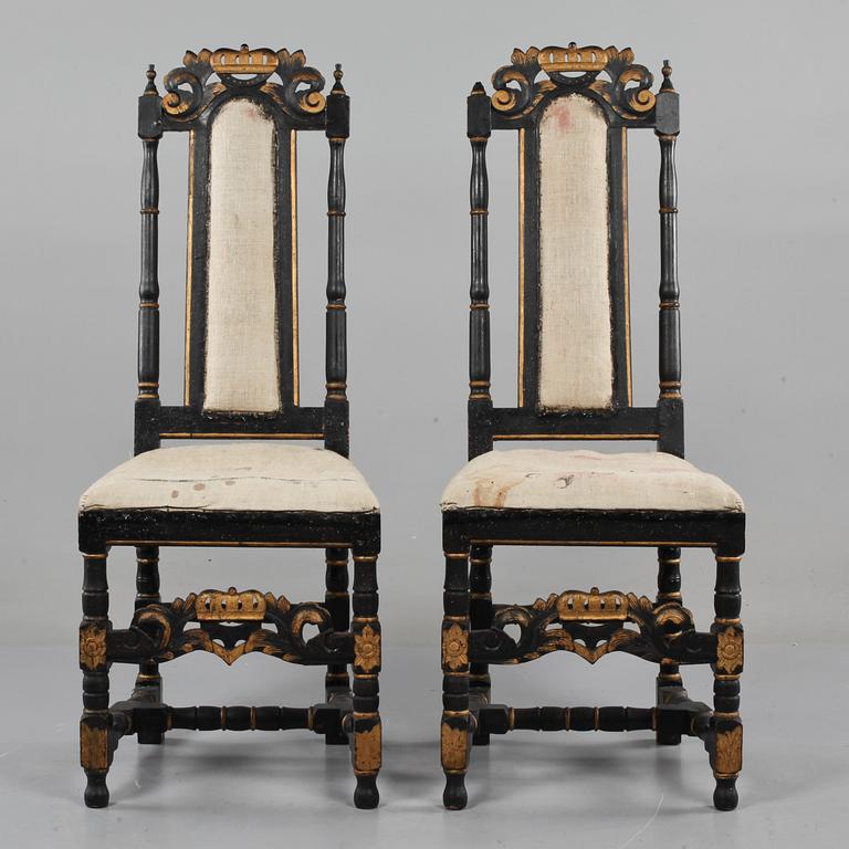 STOLAR, ett par, så kallade kronstolar, barock, 1700-talets första hälft.