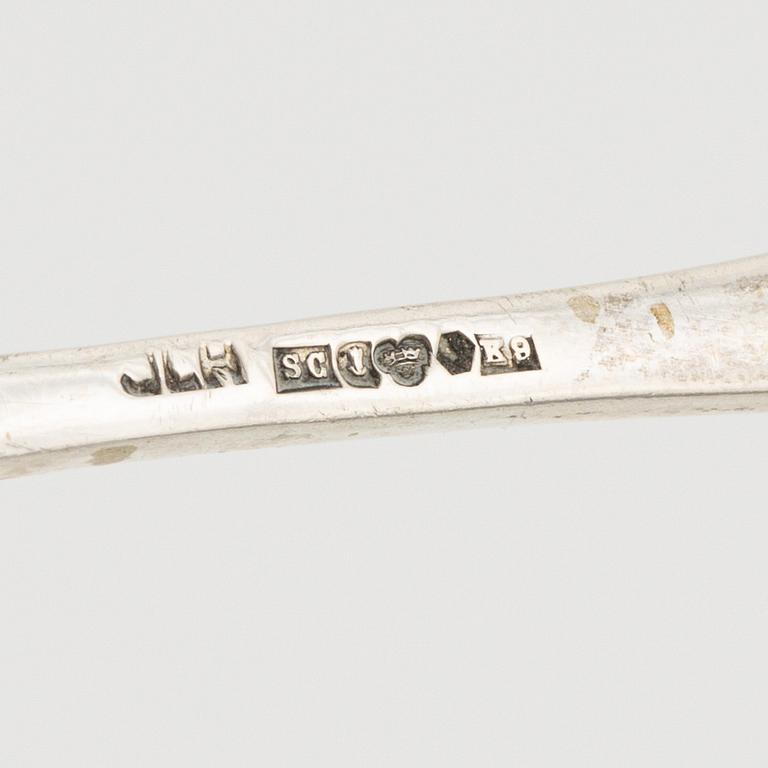 Korgar två st och sked silver, saltkar med silvermontering, 1900-tal.