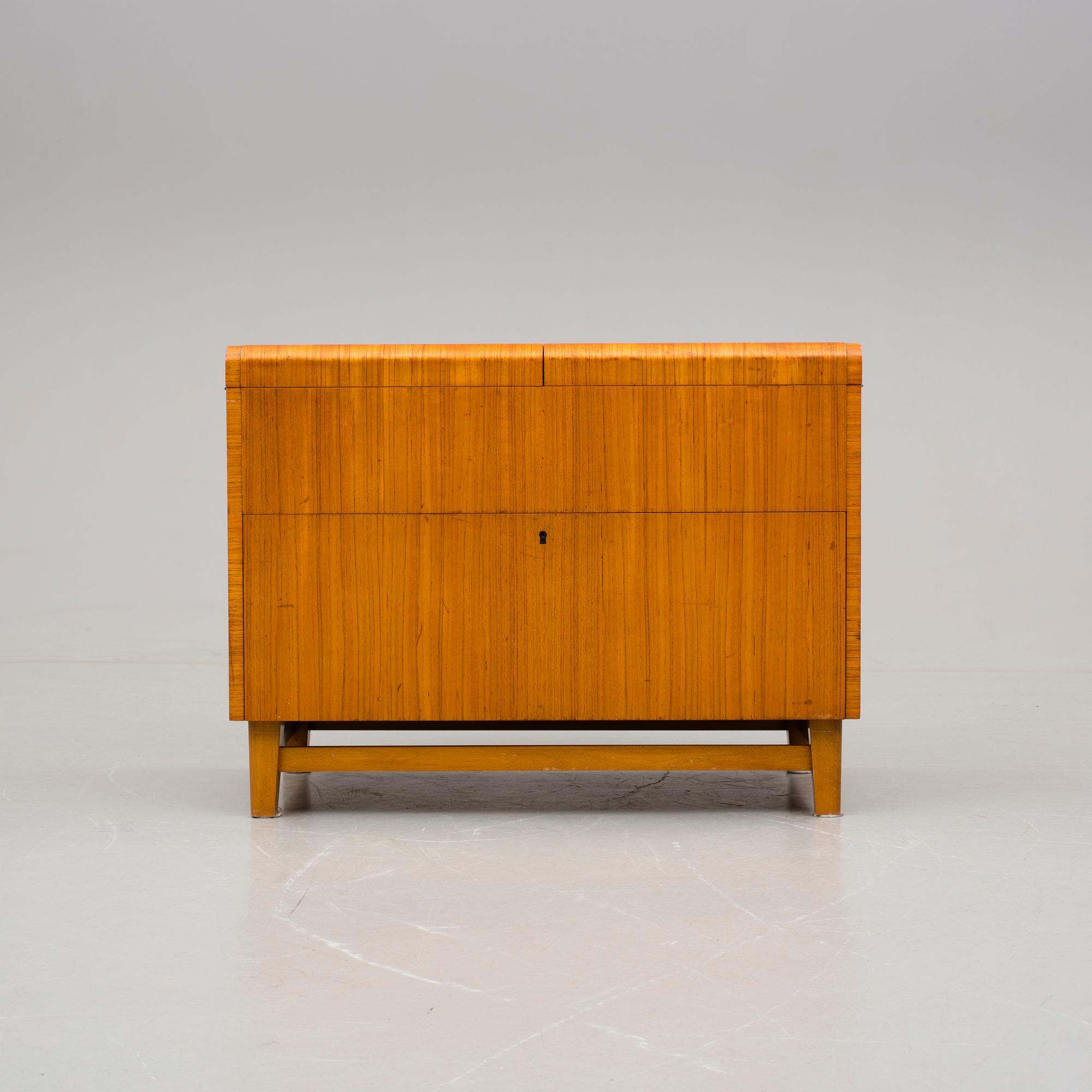 BARSKÅP, funkis, 1930/40-tal.