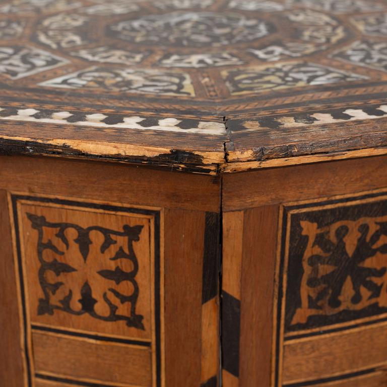 Rökbord, osmanska riket, 1800-talets mitt.