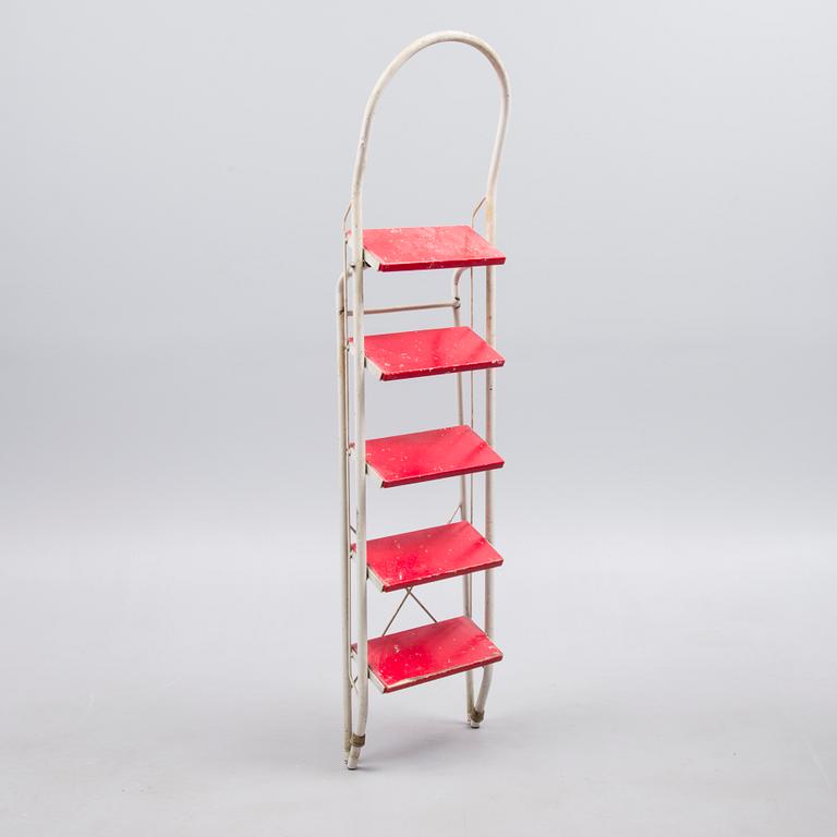 STEGE, metall och trä, 1900-talets mitt.