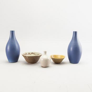 Åke Holm, three vases and two bowls.