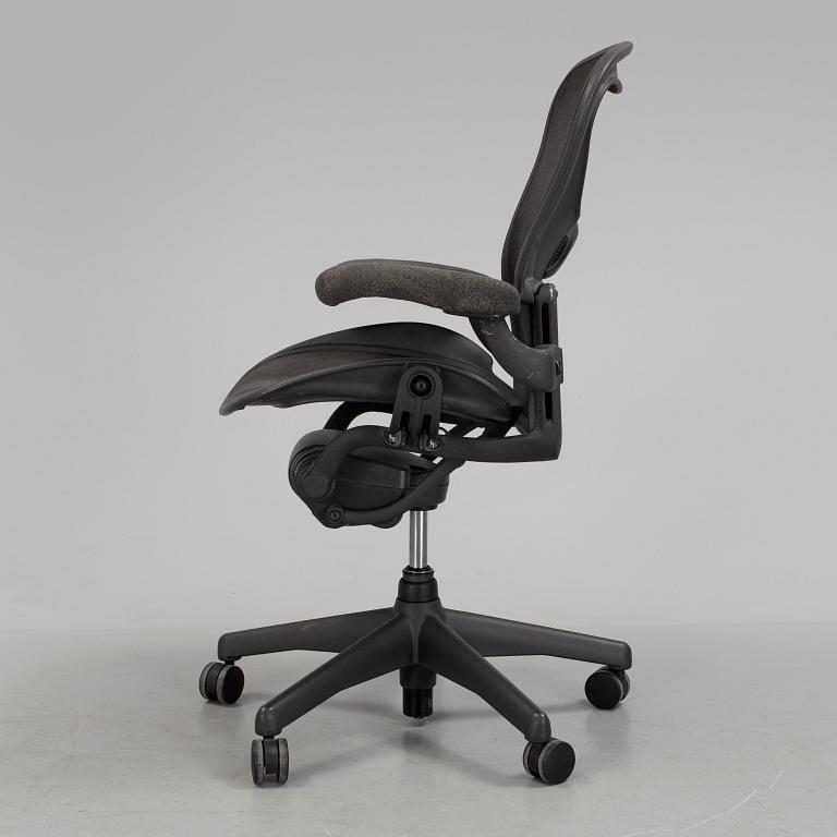 A "Aeron" office chair by Don Chadwick/ Bill Stumpf for Herman Miller, 20th/21st century.