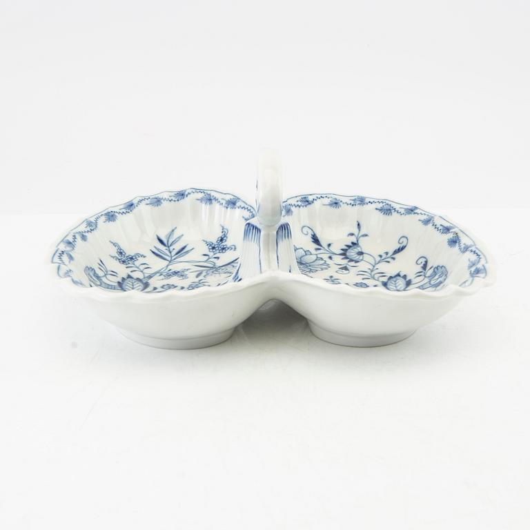 Servis 139 dlr porslin "Lökmönstret" Meissen Tyskland 1900-tal.