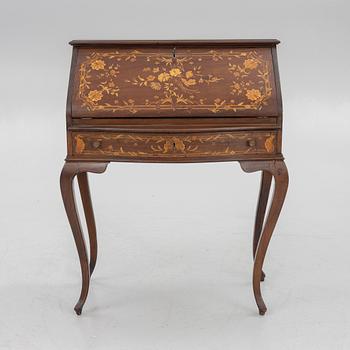 Secretary, Rococo style, 20th century.
