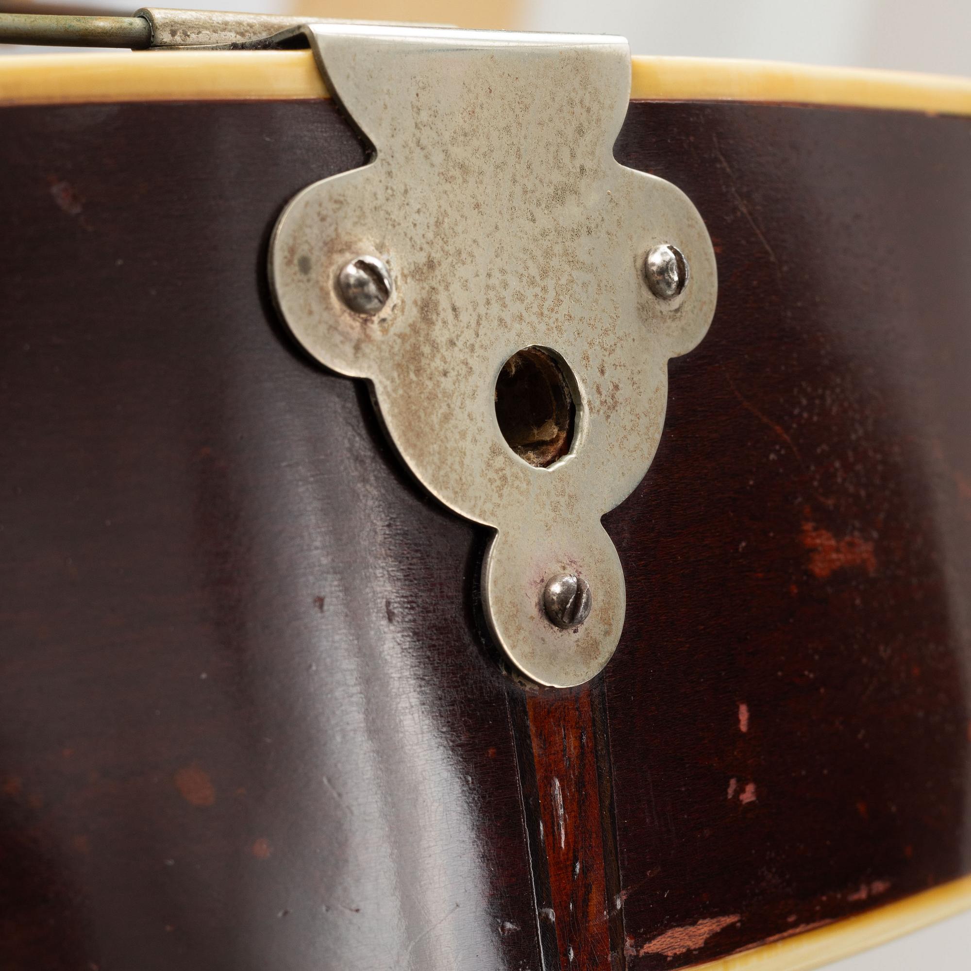 Gibson, "Style O", acoustic guitar, 1921, USA.