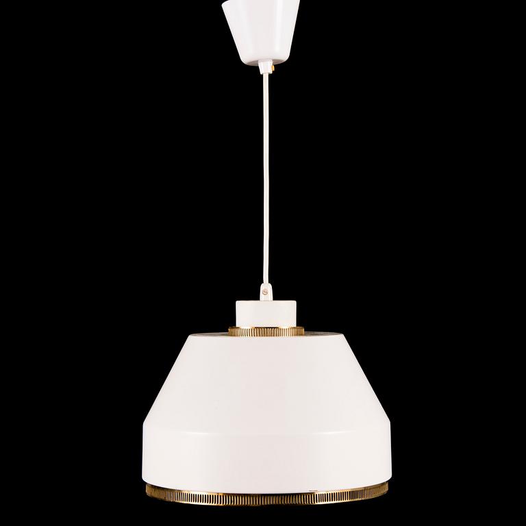 AINO AALTO, An 'AMA 500' pendant light for Valaistustyö.