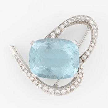 Brooch, K.Torndals, 18K white gold with aquamarine and brilliant-cut diamonds.