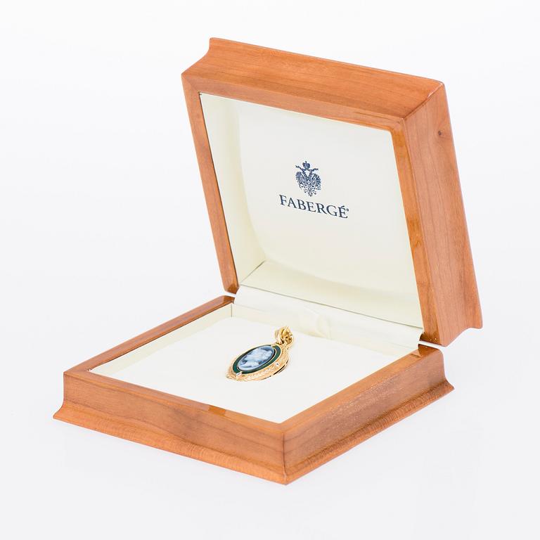 HÄNGE, 18K guld, agat kamé, emalj, diamanter.