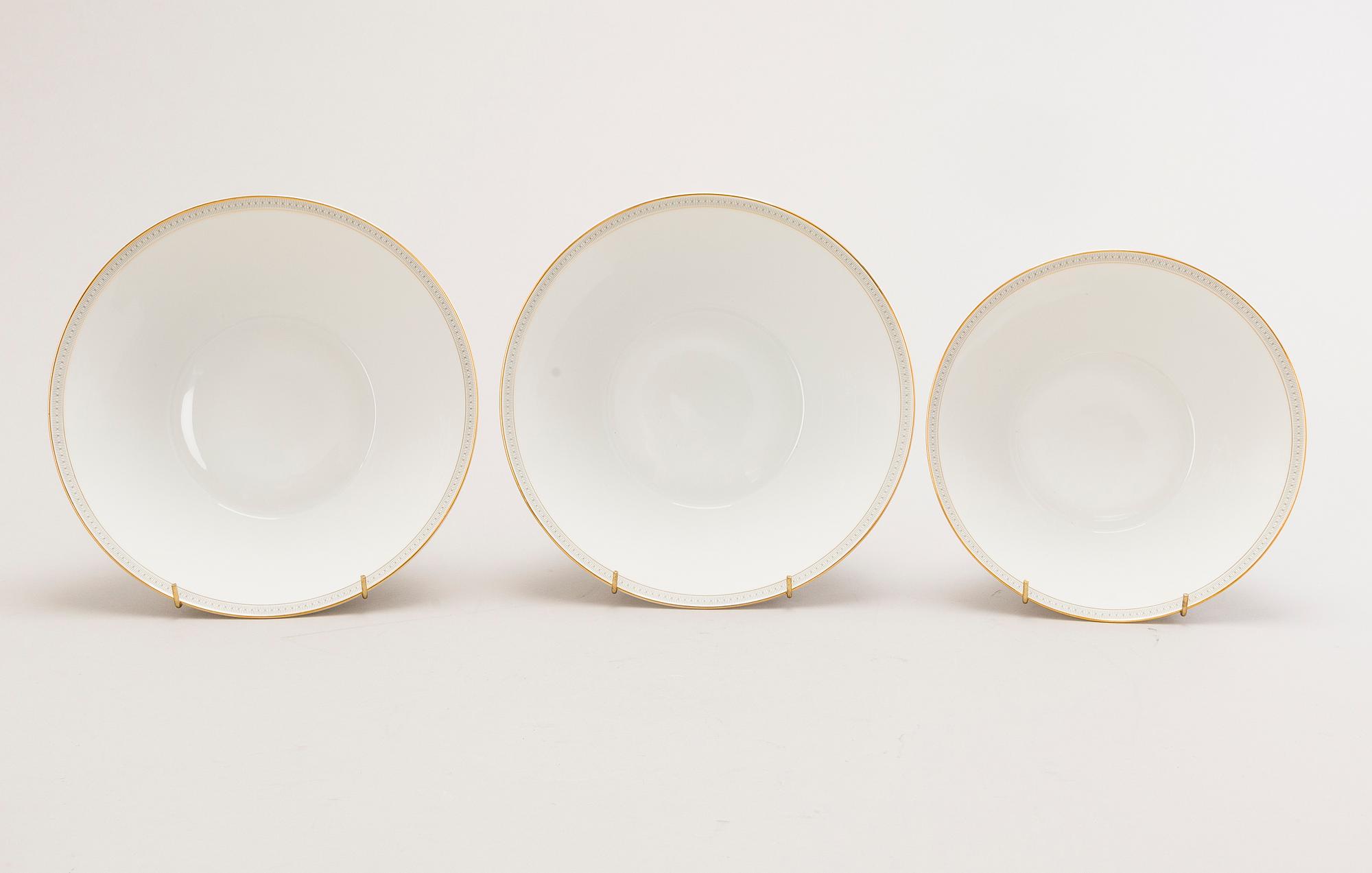 DINNERWARE, 61 pcs, 'Noblesse', porcelain, Hutschenreuther, Bavaria.