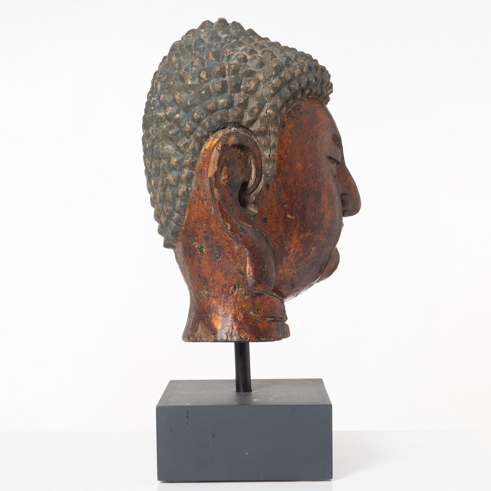 Skulptur, Buddha-huvud, lackerat trä, Mingstil men senare.