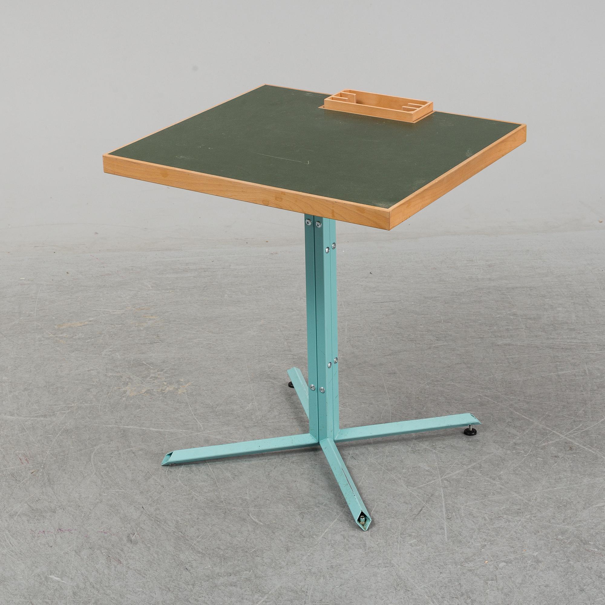 UGLYCUTE, table, Woodstockholm.