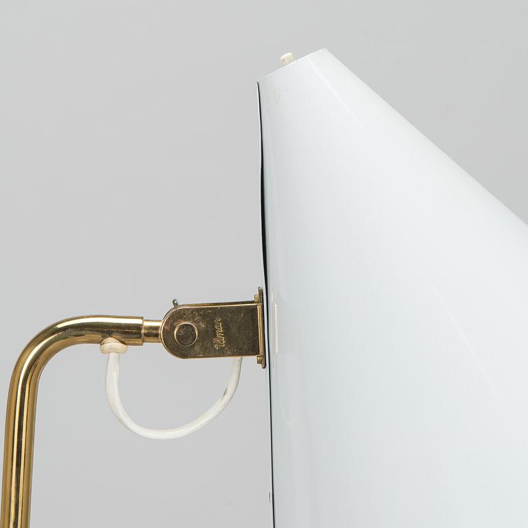 Paavo Tynell, a mid-20th century K10-10 floor lamp for Idman.