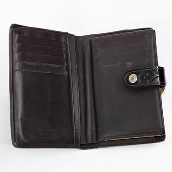 Louis Vuitton, Translation: "wallet".
